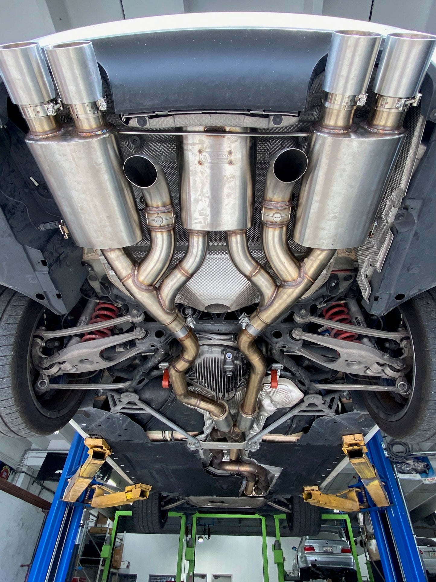 Active Autowerke Maad Maxx - F8X BMW M3 & M4 Rear Exhaust Section - 3 Can Valved